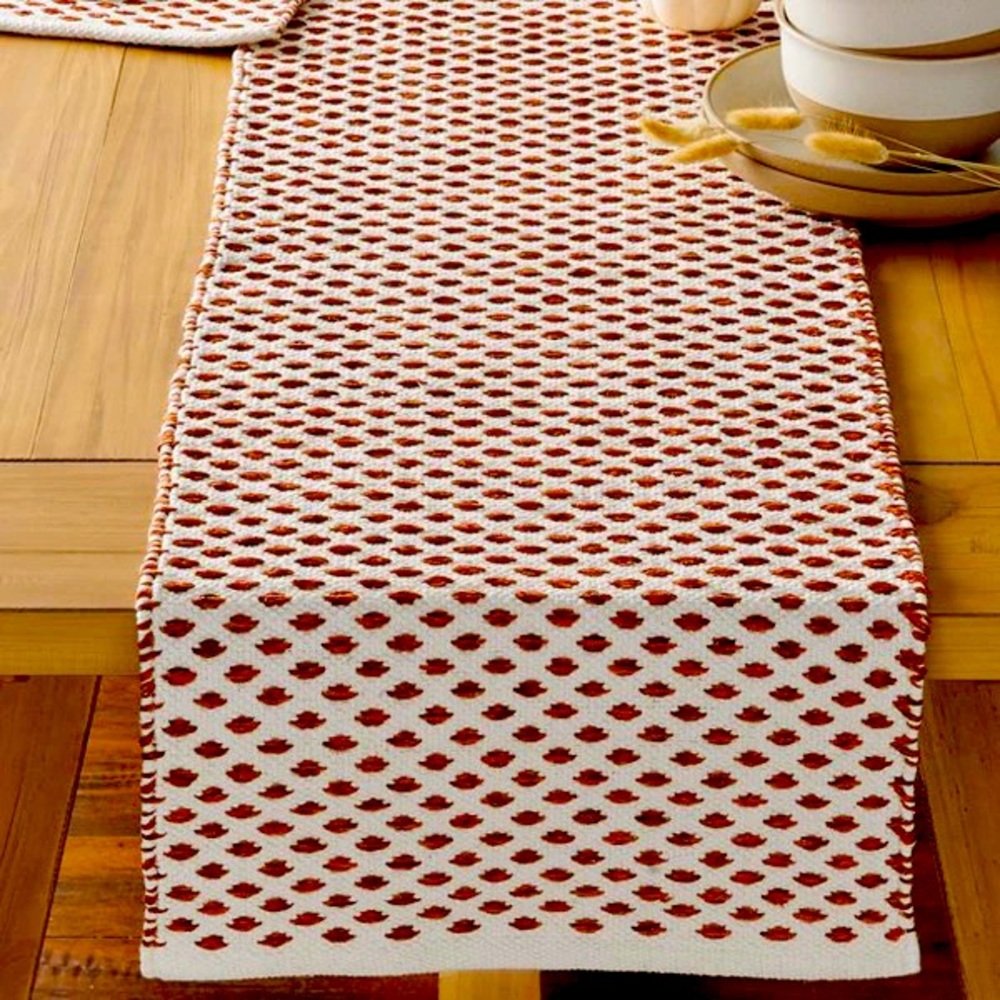 NWT Better Homes & Gardens Diamond Cotton Rich 14" x 72" Table Runner